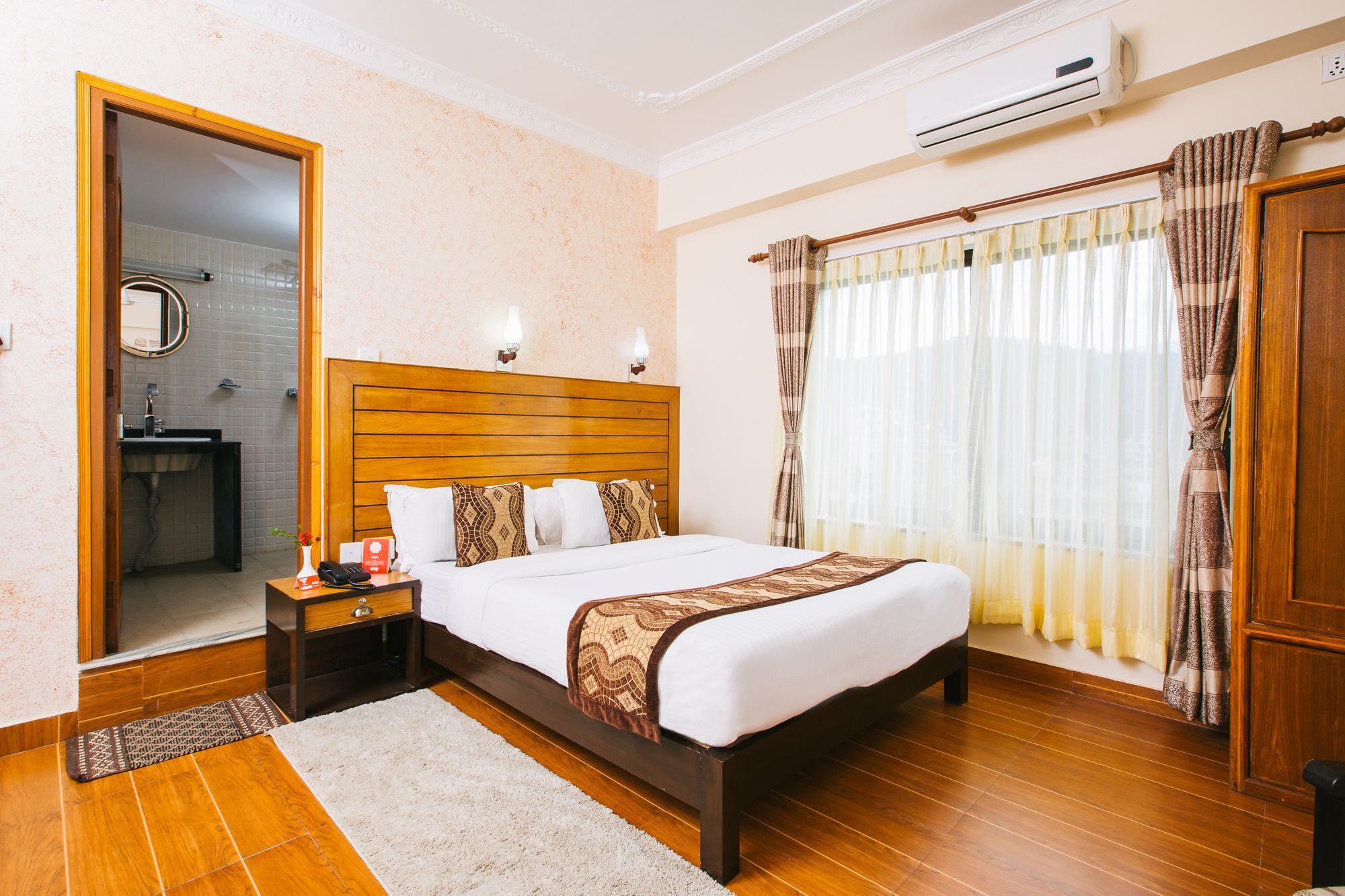 Hotel Romantica Покхара Экстерьер фото