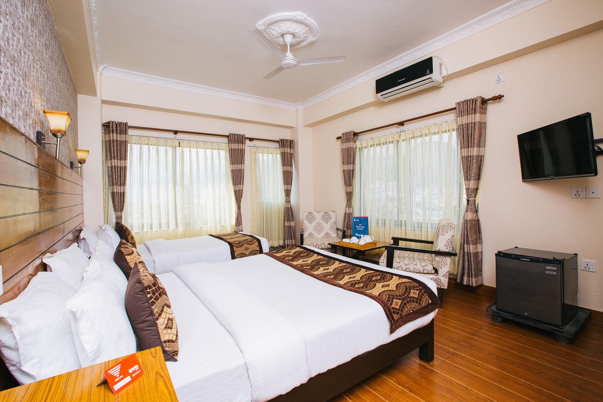 Hotel Romantica Покхара Экстерьер фото