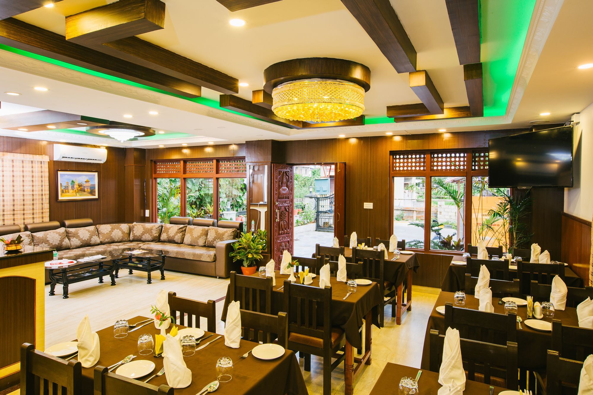 Hotel Romantica Покхара Экстерьер фото